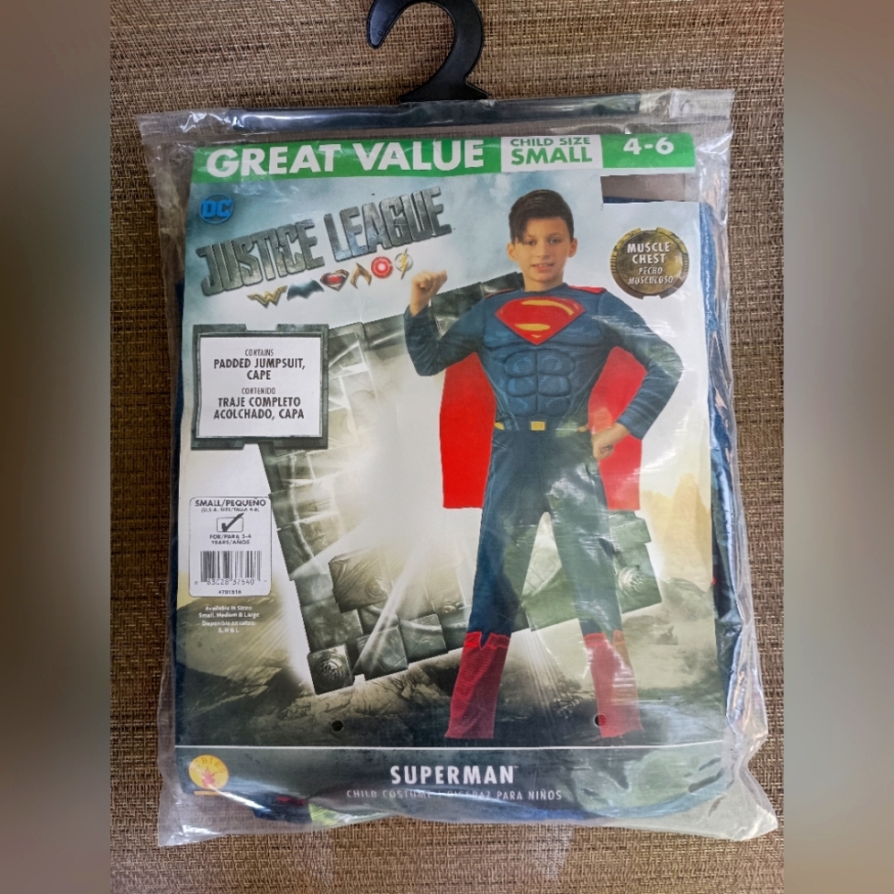 COPY - Child size small 4-6 Superman Halloween costume.
